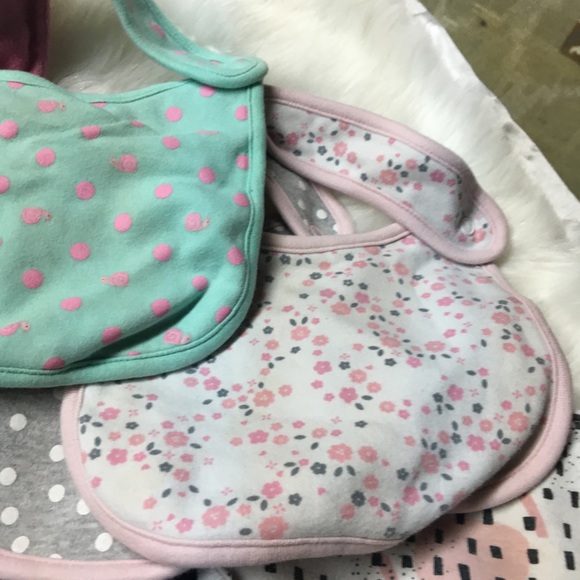 Baby bibs - Picture 5 of 16